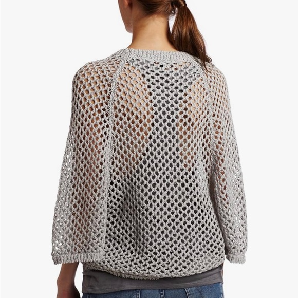 š5/$25 BCBG Maxazria Net Open Crocheted Pearl Gray Cropped Top Sweater Size S - Picture 2 of 14